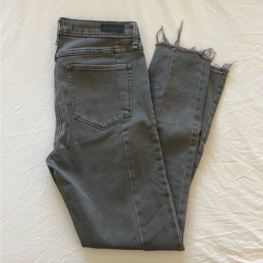 Abercrombie Straight Leg/Skinny Grey Jeans